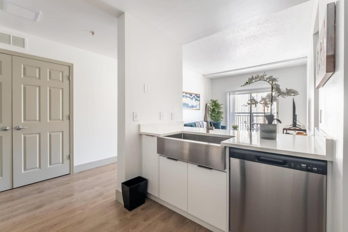 3Br Modern Downtown Apartment With Gym & Office Charlotte Zewnętrze zdjęcie